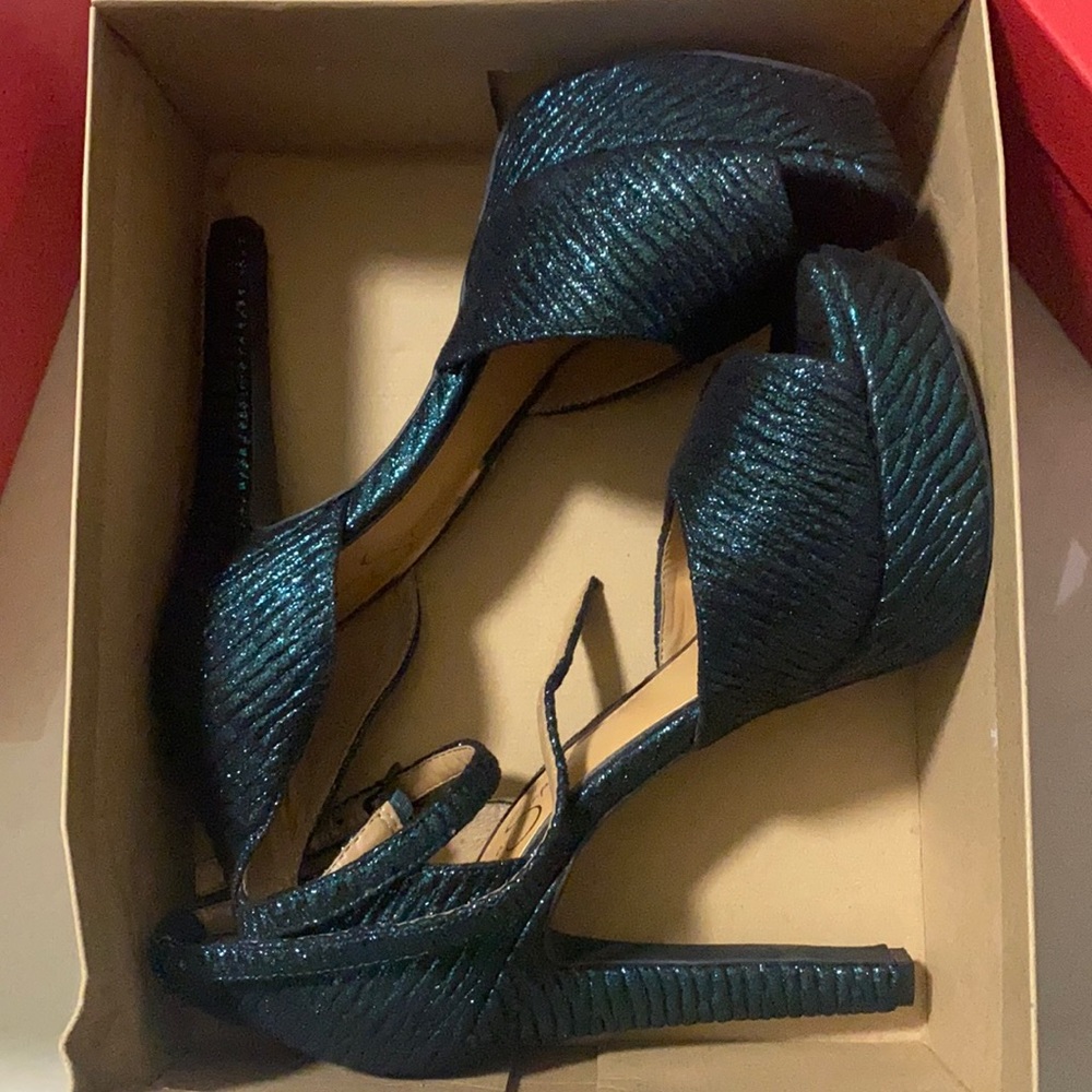 JESSICA SIMPSON GREEN GLITTER HEELS 👠 💚🖤 ✨